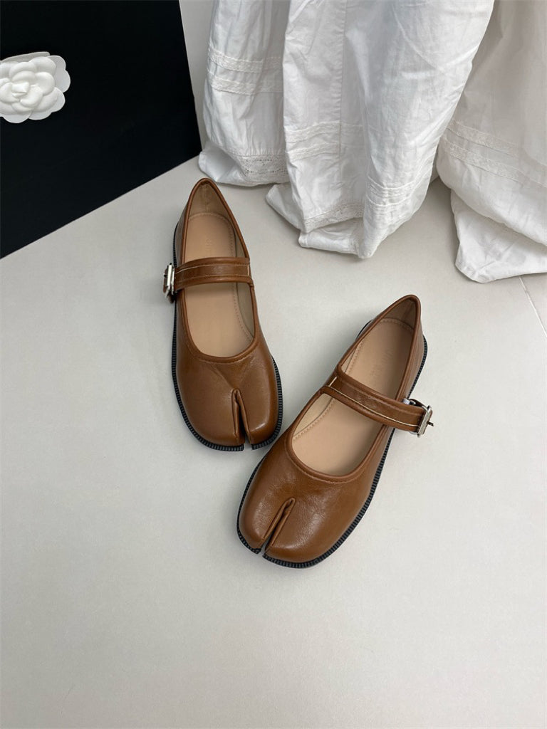 Mary-Janes Tabi Brown Shoes