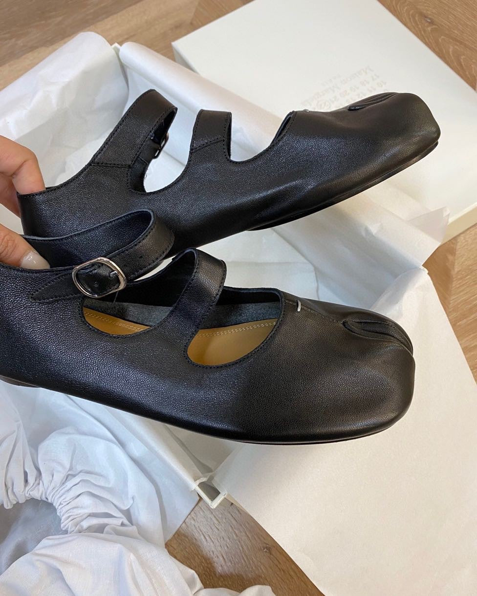 Calfskin Ballerinas Tabi Shoes