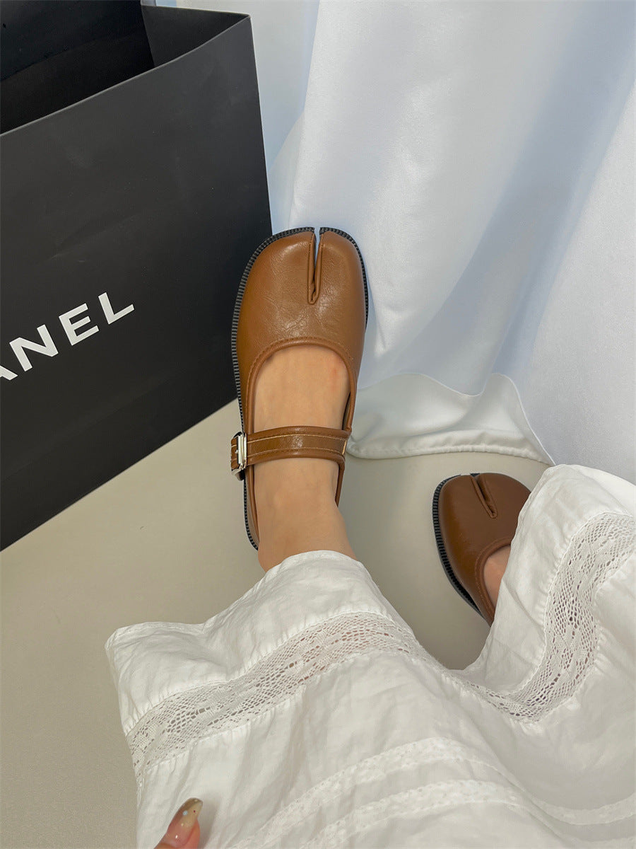 Mary-Janes Tabi Brown Shoes